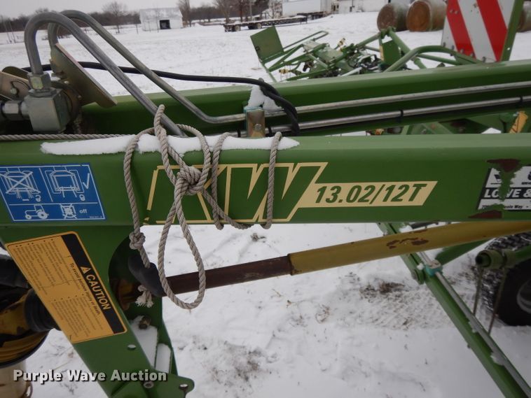 image for item DL2121 2007 Krone KW13.02/12T  hay rake