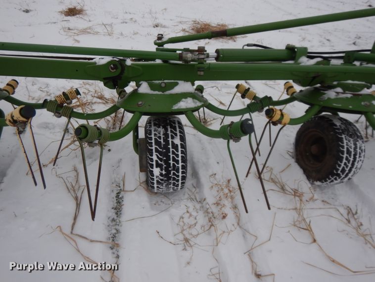 image for item DL2121 2007 Krone KW13.02/12T  hay rake