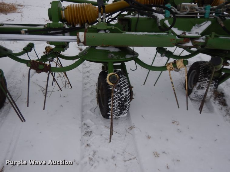 image for item DL2121 2007 Krone KW13.02/12T  hay rake