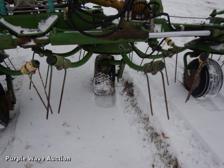 image for item DL2121 2007 Krone KW13.02/12T  hay rake