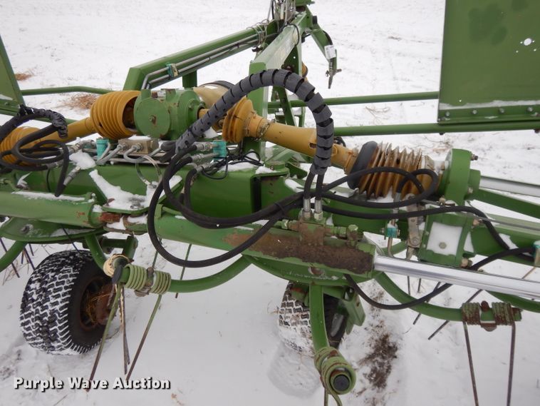 image for item DL2121 2007 Krone KW13.02/12T  hay rake