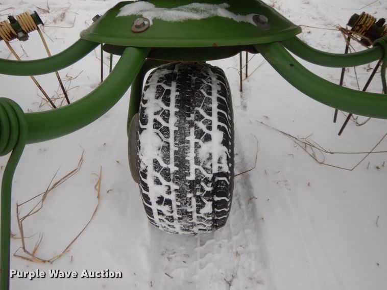 image for item DL2121 2007 Krone KW13.02/12T  hay rake