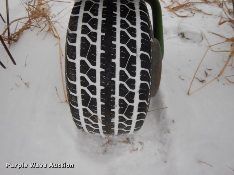 image for item DL2121 2007 Krone KW13.02/12T  hay rake