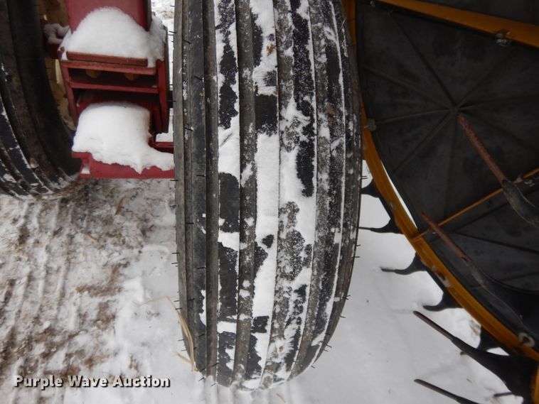 image for item DL2122 Darf 950 series  hay rake