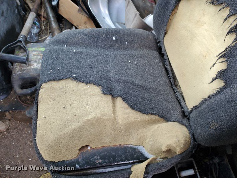 image for item EY9629 1989 International 8300  semi truck