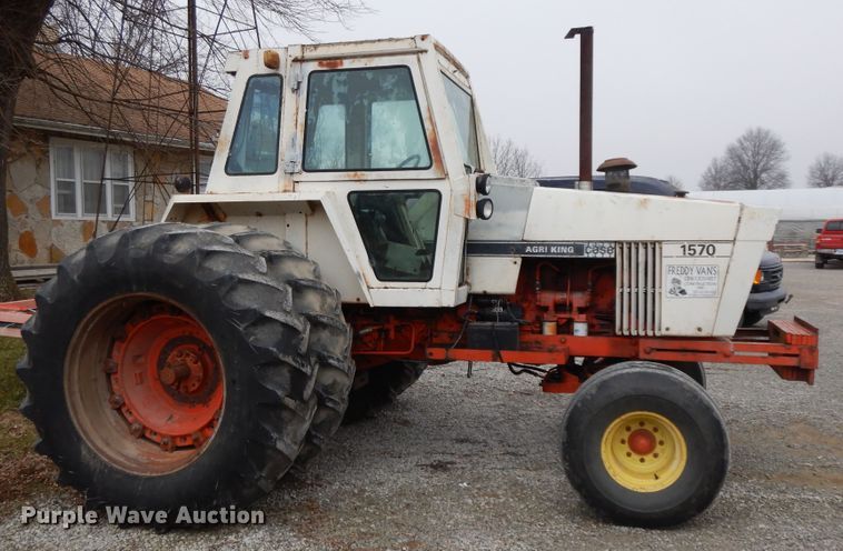 image for item GG9374 Case 1570  tractor