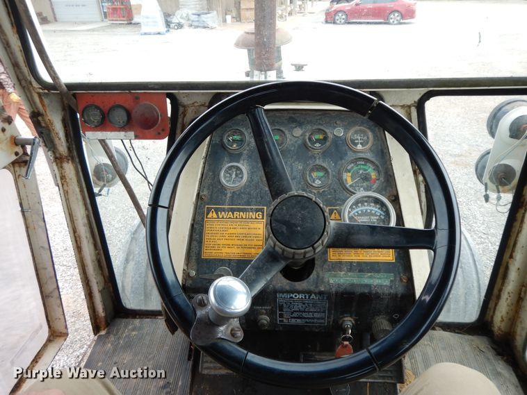 image for item GG9374 Case 1570  tractor