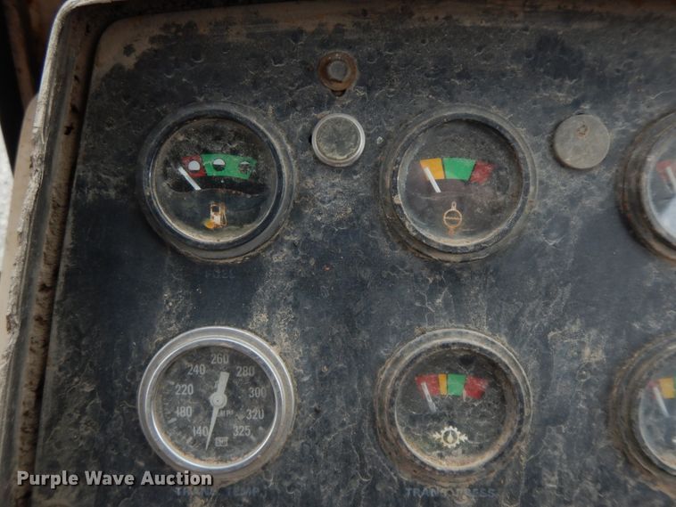 image for item GG9374 Case 1570  tractor