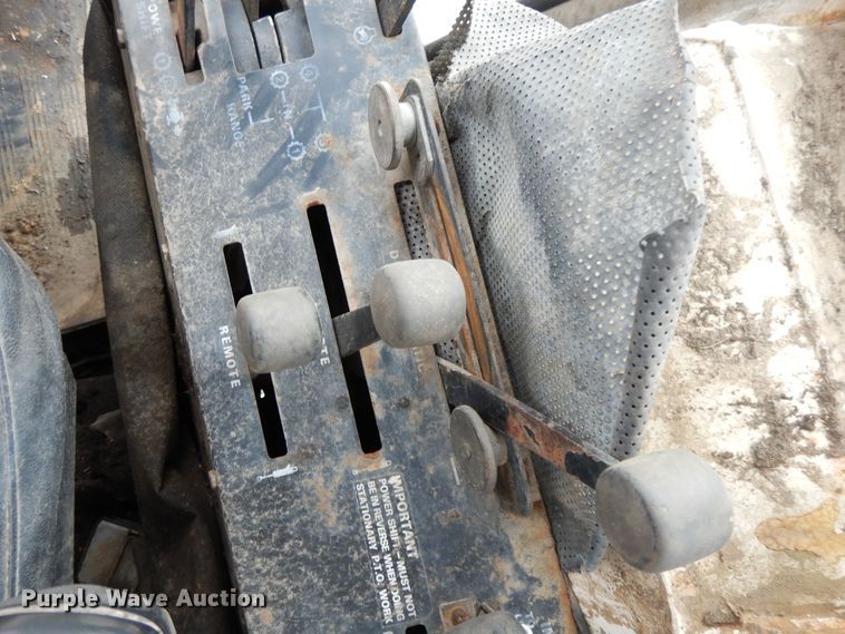 image for item GG9374 Case 1570  tractor