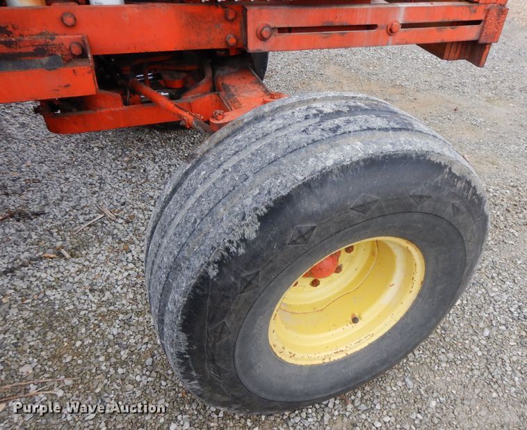 image for item GG9374 Case 1570  tractor