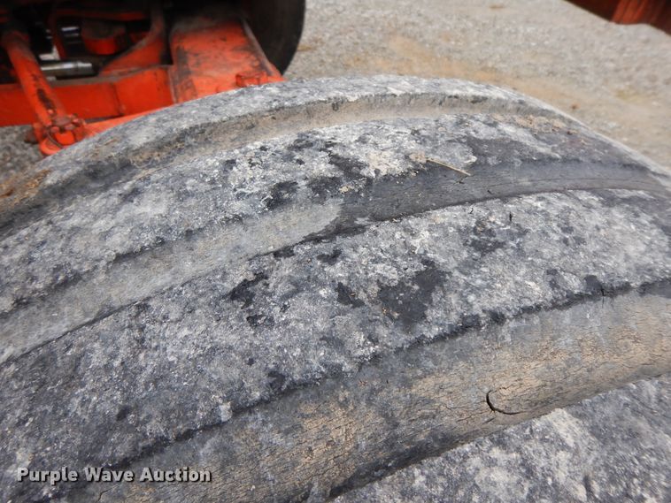 image for item GG9374 Case 1570  tractor