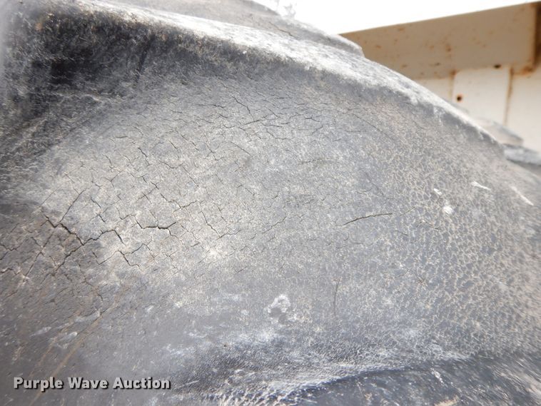 image for item GG9374 Case 1570  tractor