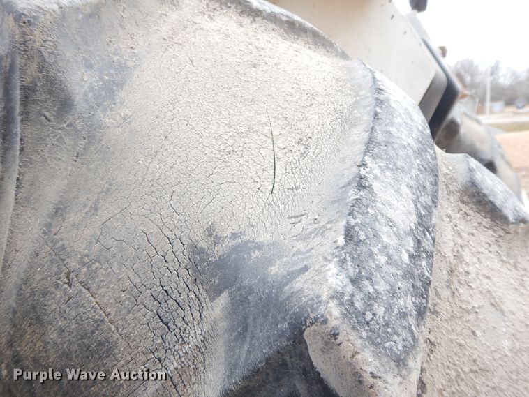 image for item GG9374 Case 1570  tractor