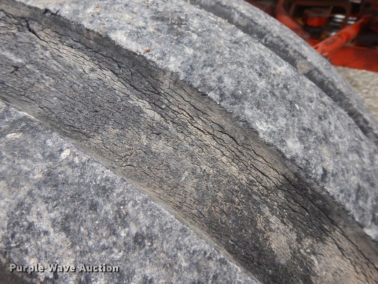 image for item GG9374 Case 1570  tractor