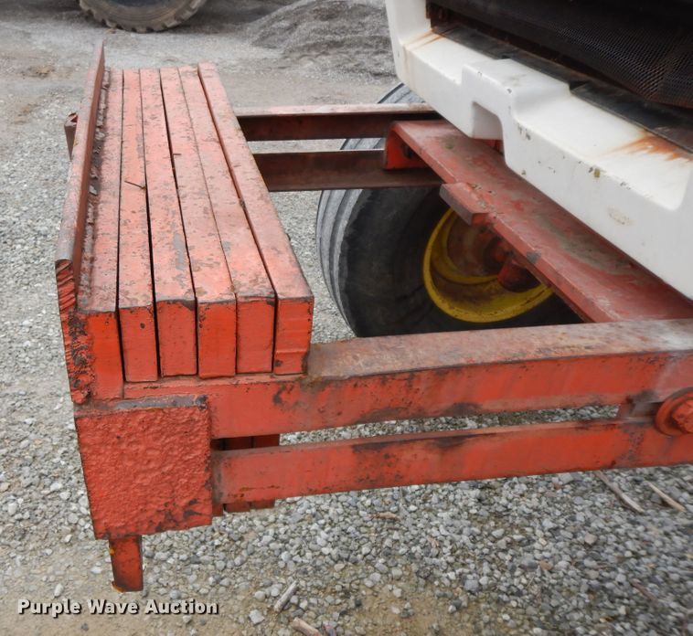 image for item GG9374 Case 1570  tractor