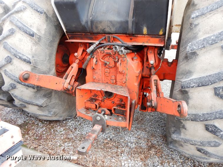 image for item GG9374 Case 1570  tractor