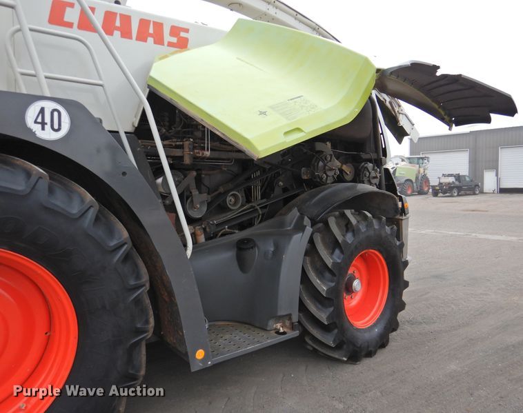 image for item HN9113 2011 Claas Jaguar 980  forage harvester