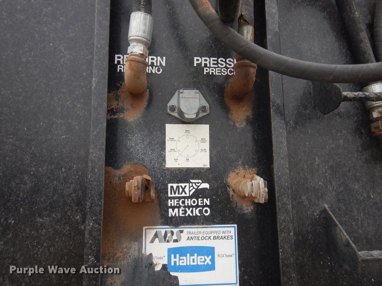 image for item HU9709 2008 Aulick 4260542 live bottom trailer