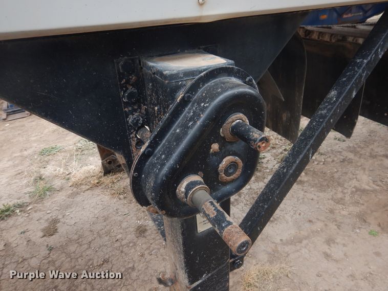 image for item HU9709 2008 Aulick 4260542 live bottom trailer