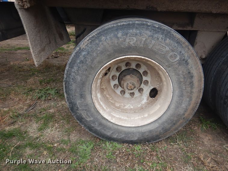 image for item HU9710 2009 Aulick 4270542 live bottom trailer