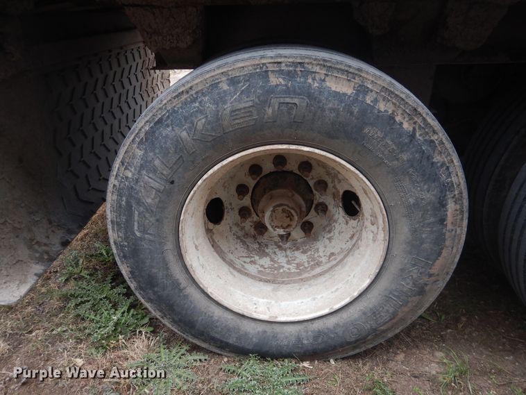 image for item HU9710 2009 Aulick 4270542 live bottom trailer