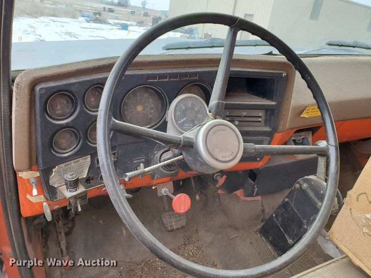 image for item HW9672 1977 Chevrolet C60  feed mixer truck