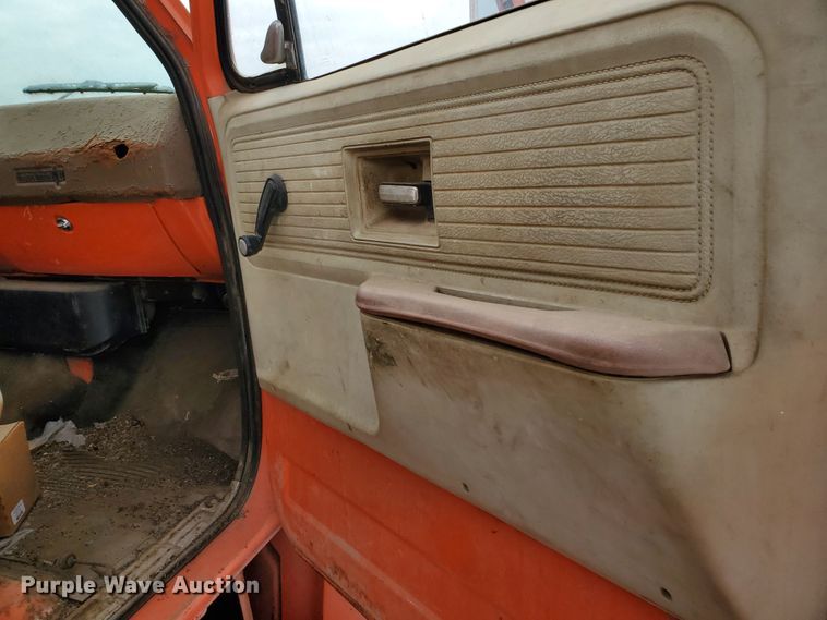 image for item HW9672 1977 Chevrolet C60  feed mixer truck