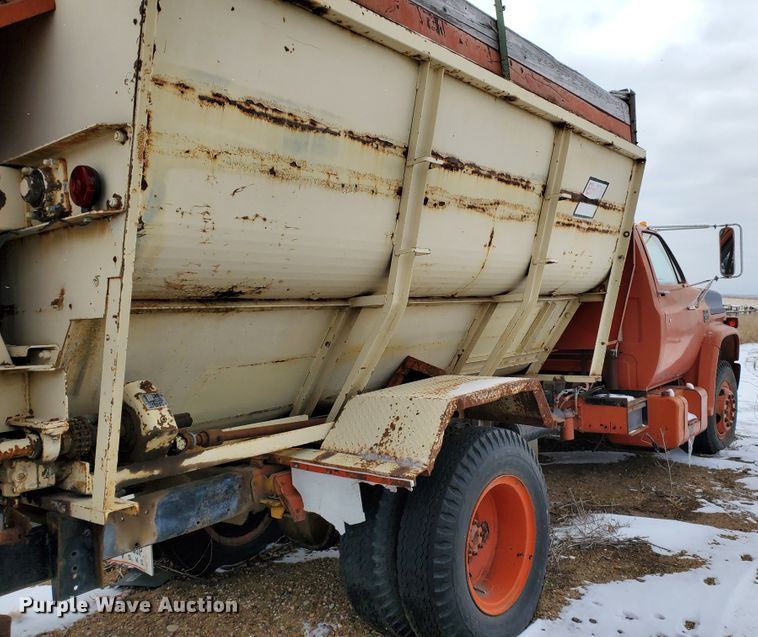 image for item HW9672 1977 Chevrolet C60  feed mixer truck