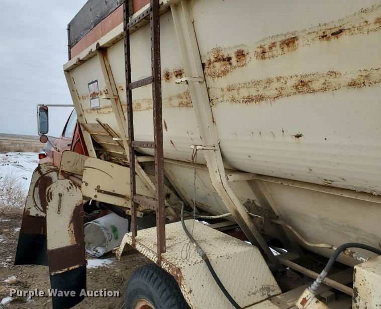 image for item HW9672 1977 Chevrolet C60  feed mixer truck