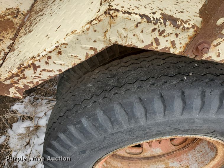 image for item HW9672 1977 Chevrolet C60  feed mixer truck