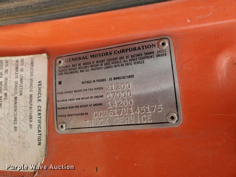 image for item HW9672 1977 Chevrolet C60  feed mixer truck