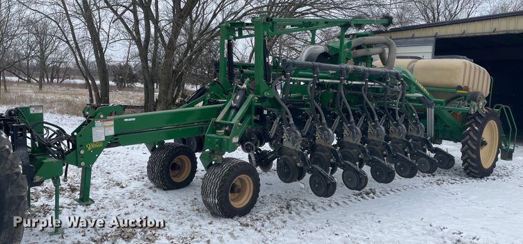 image for item HX9796 2016 Great Plains YP-1225A  no-till planter