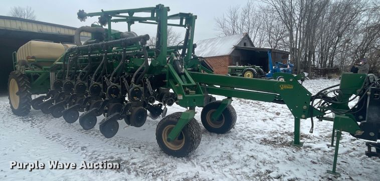 image for item HX9796 2016 Great Plains YP-1225A  no-till planter