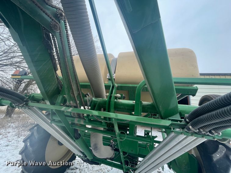 image for item HX9796 2016 Great Plains YP-1225A  no-till planter