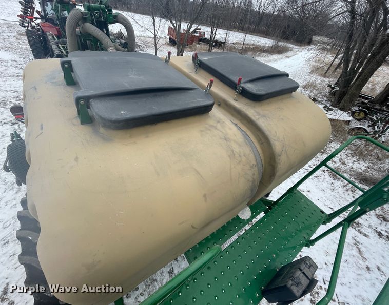 image for item HX9796 2016 Great Plains YP-1225A  no-till planter