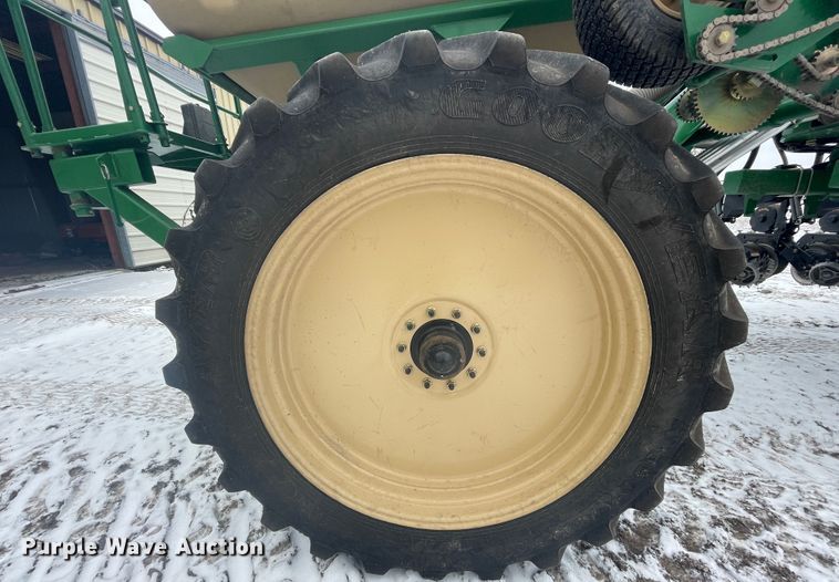image for item HX9796 2016 Great Plains YP-1225A  no-till planter