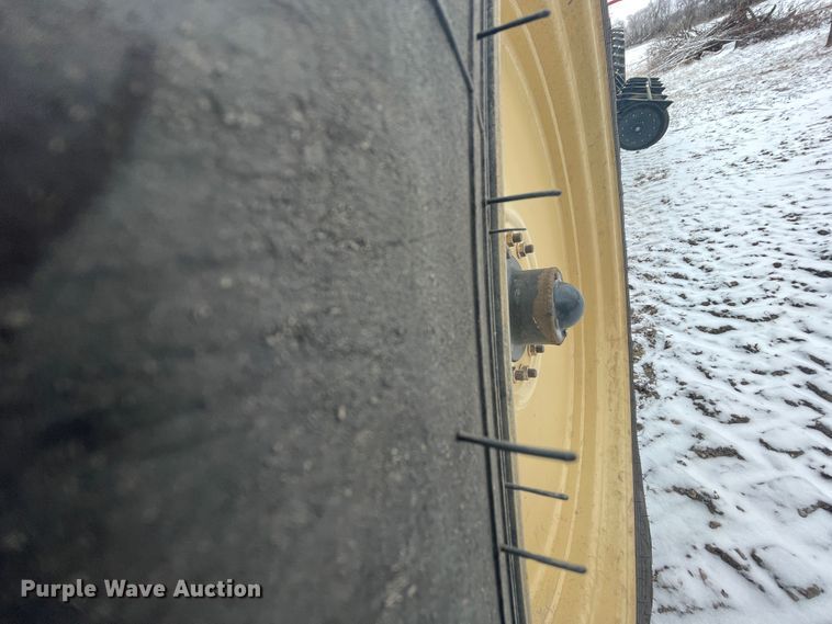 image for item HX9796 2016 Great Plains YP-1225A  no-till planter