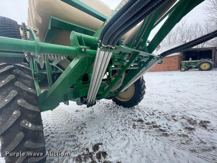 image for item HX9796 2016 Great Plains YP-1225A  no-till planter