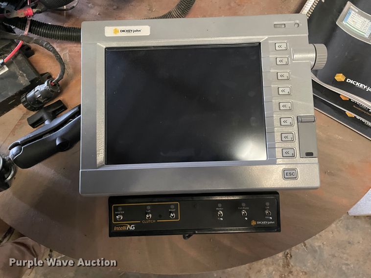 image for item HX9796 2016 Great Plains YP-1225A  no-till planter