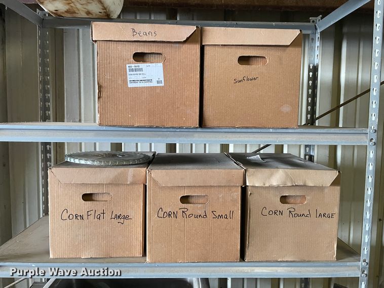 image for item HX9796 2016 Great Plains YP-1225A  no-till planter