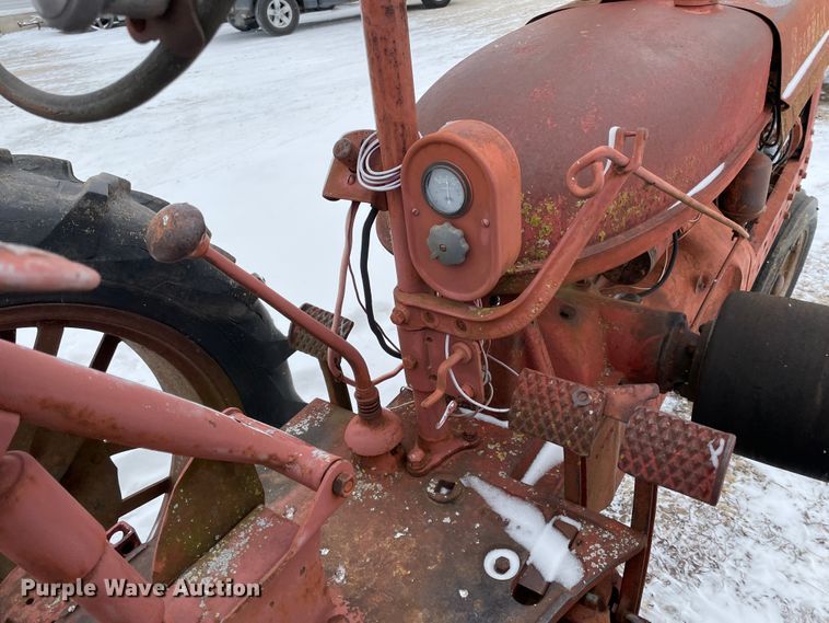 image for item HX9810 McCormick Farmall  tractor