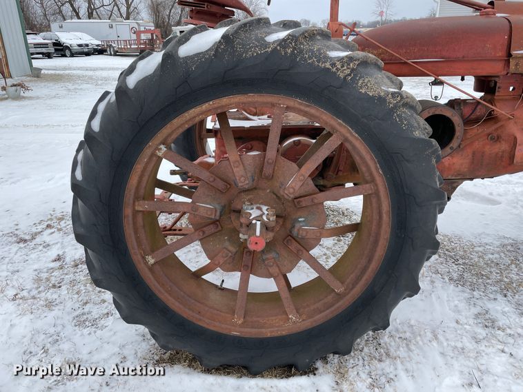 image for item HX9810 McCormick Farmall  tractor