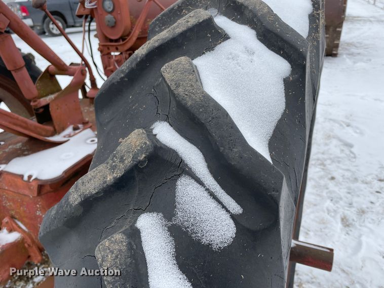 image for item HX9810 McCormick Farmall  tractor