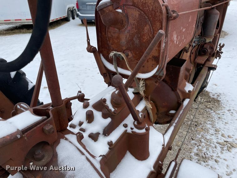 image for item HX9811 International Harvester F30  tractor