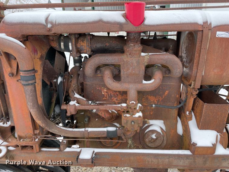 image for item HX9811 International Harvester F30  tractor