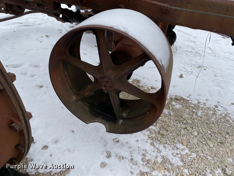 image for item HX9811 International Harvester F30  tractor