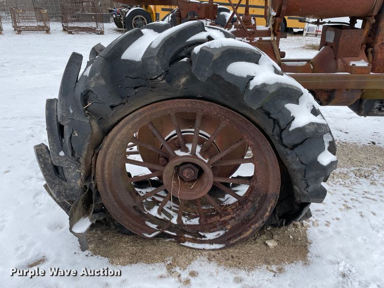 image for item HX9811 International Harvester F30  tractor