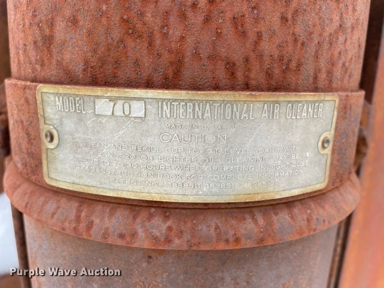 image for item HX9811 International Harvester F30  tractor