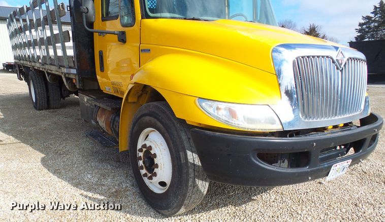 image for item DC2760 2008 International 4300  flatbed truck
