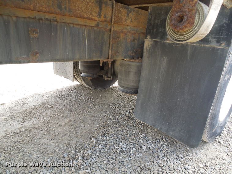 image for item DC2760 2008 International 4300  flatbed truck